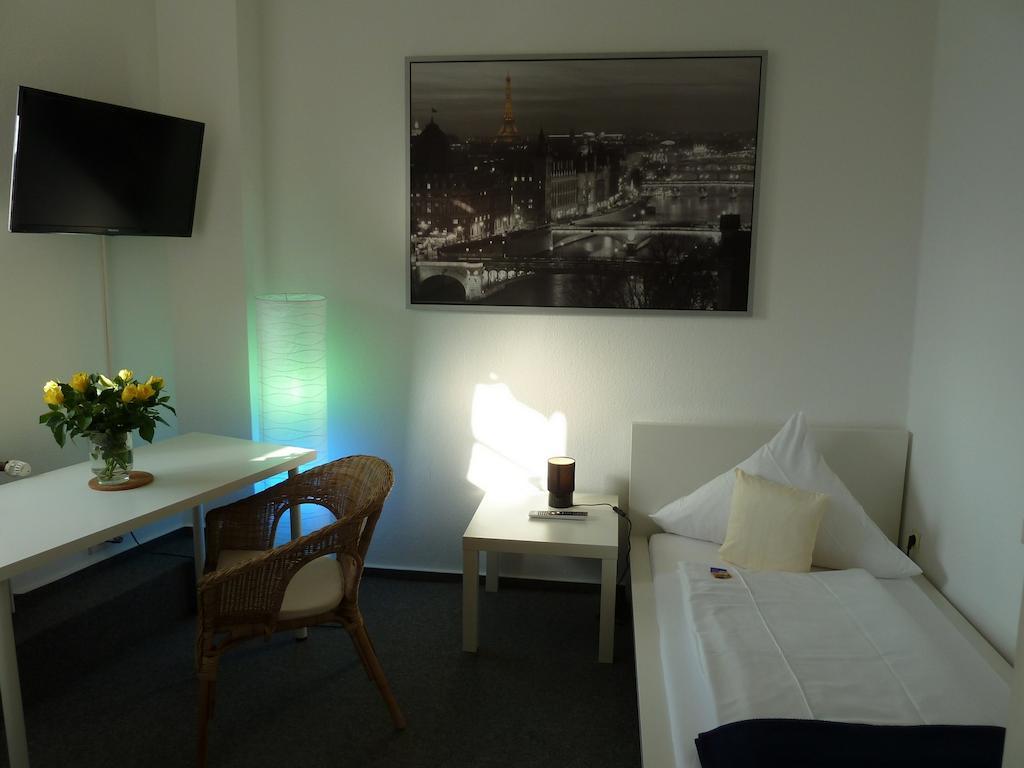 Hotel Im Winkel Билефелд Стая снимка