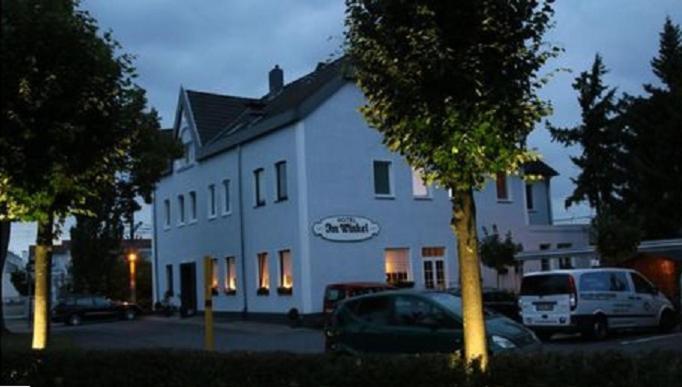 Hotel Im Winkel Билефелд Екстериор снимка